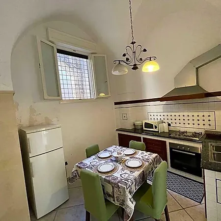 Mary Apt. - Residenza Storica - Centro Citta 2* Lecce